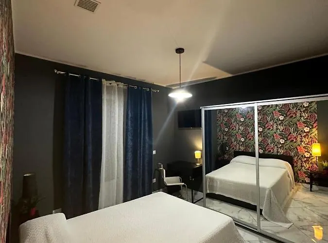 Linda's Bed & Breakfast 3*