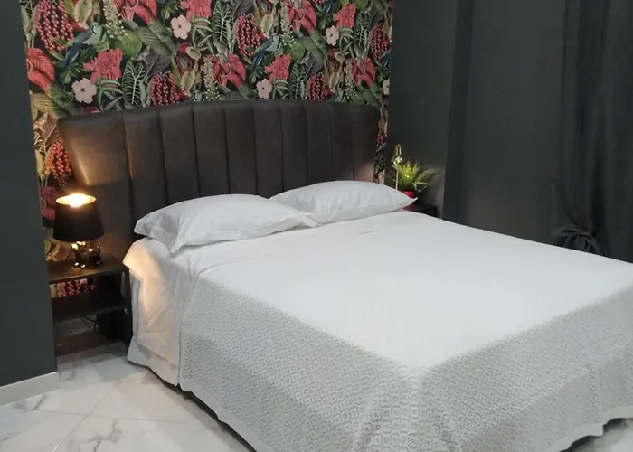 Linda's Bed & Breakfast 3*